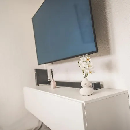 Design Trifft Komfort Stilvolles Premium Nahe St Leon Rot 아파트 장크트 레온 로트