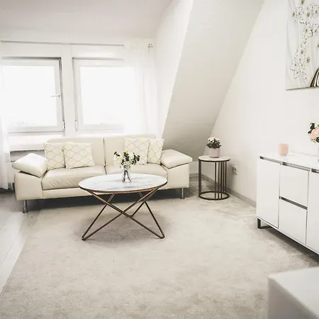 Apartment Design Trifft Komfort Stilvolles Premium Nahe St Leon Rot